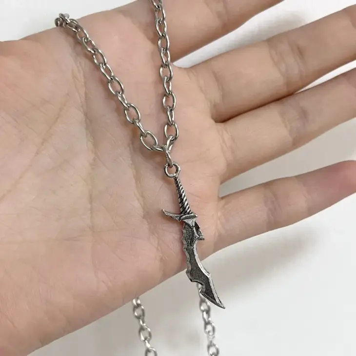 Solo Leveling Dagger Pendant - Collector's Edition Necklace